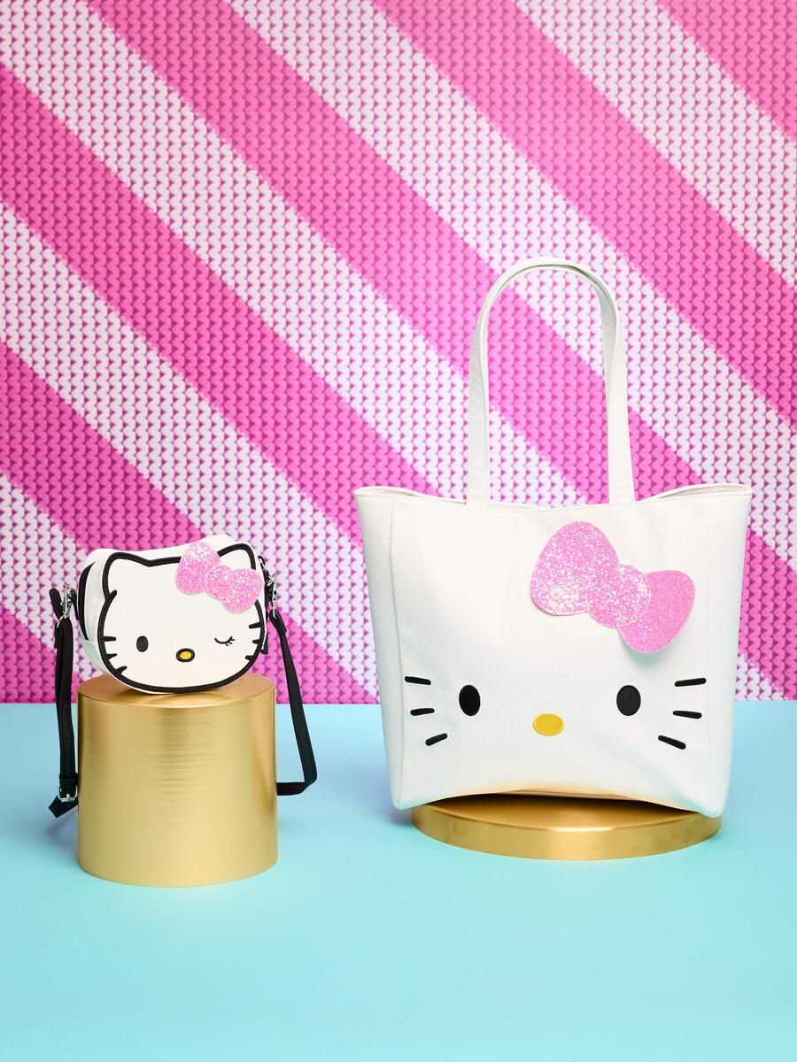hello kitty axelväska